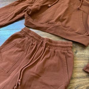 Sweatsuit Crop 2piece Set